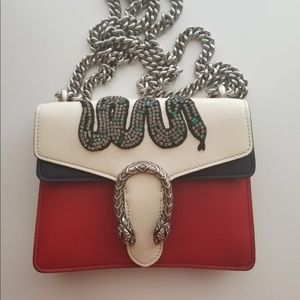 Gucci Bags - Gucci Bag Dionysus with snake 100% original Gucci Bags - Gucci Bag Dionysus with snake 100% original